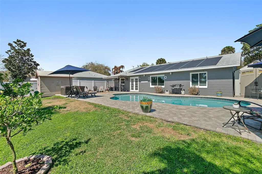589 Clairmont Lane South Daytona FL 32119