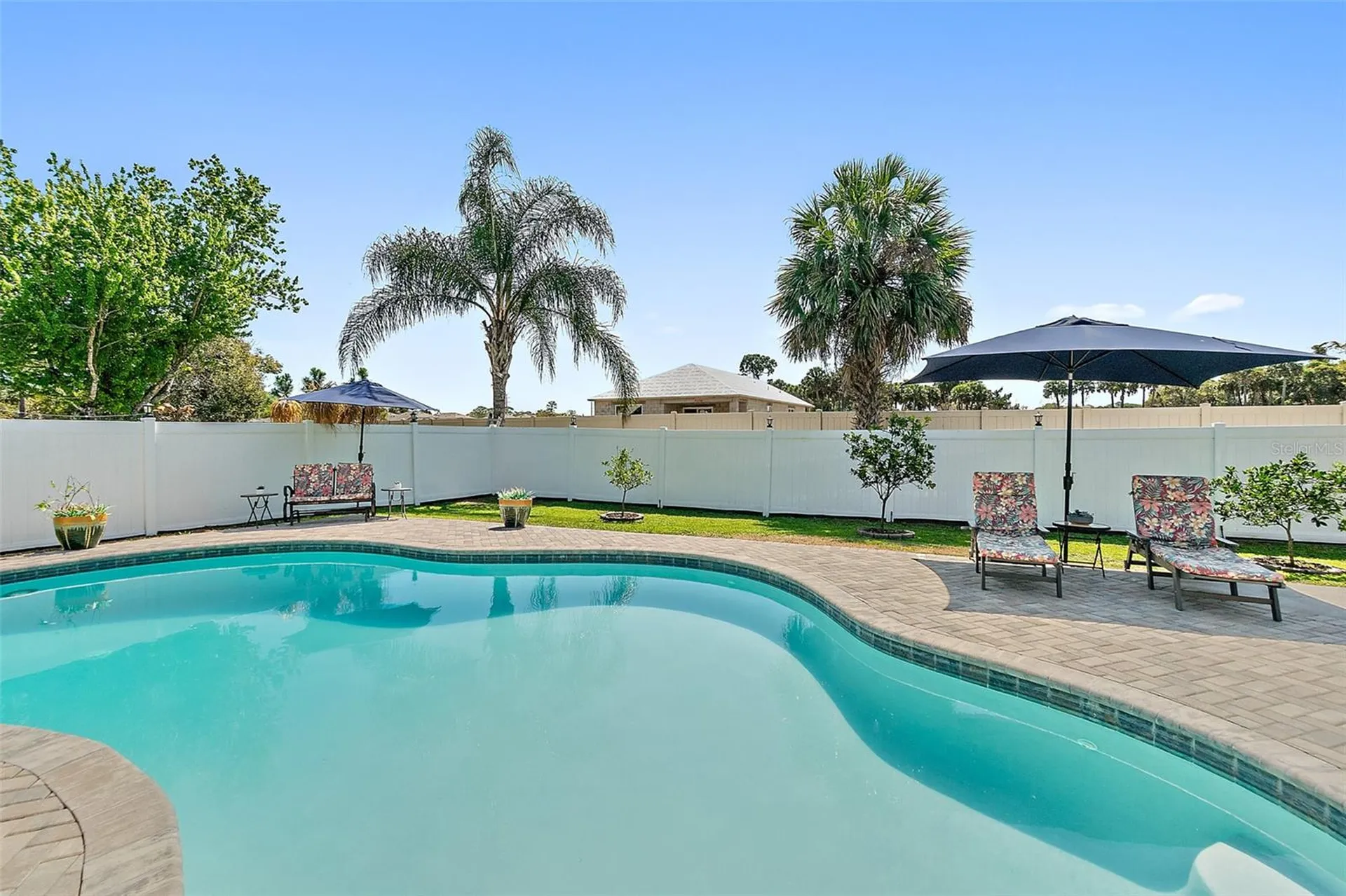 589 Clairmont Lane South Daytona FL 32119