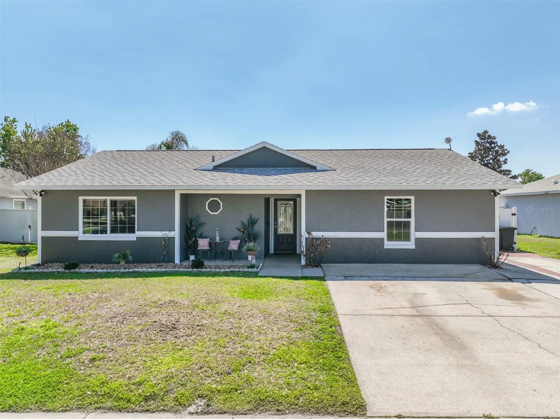 589 Clairmont Lane South Daytona FL 32119