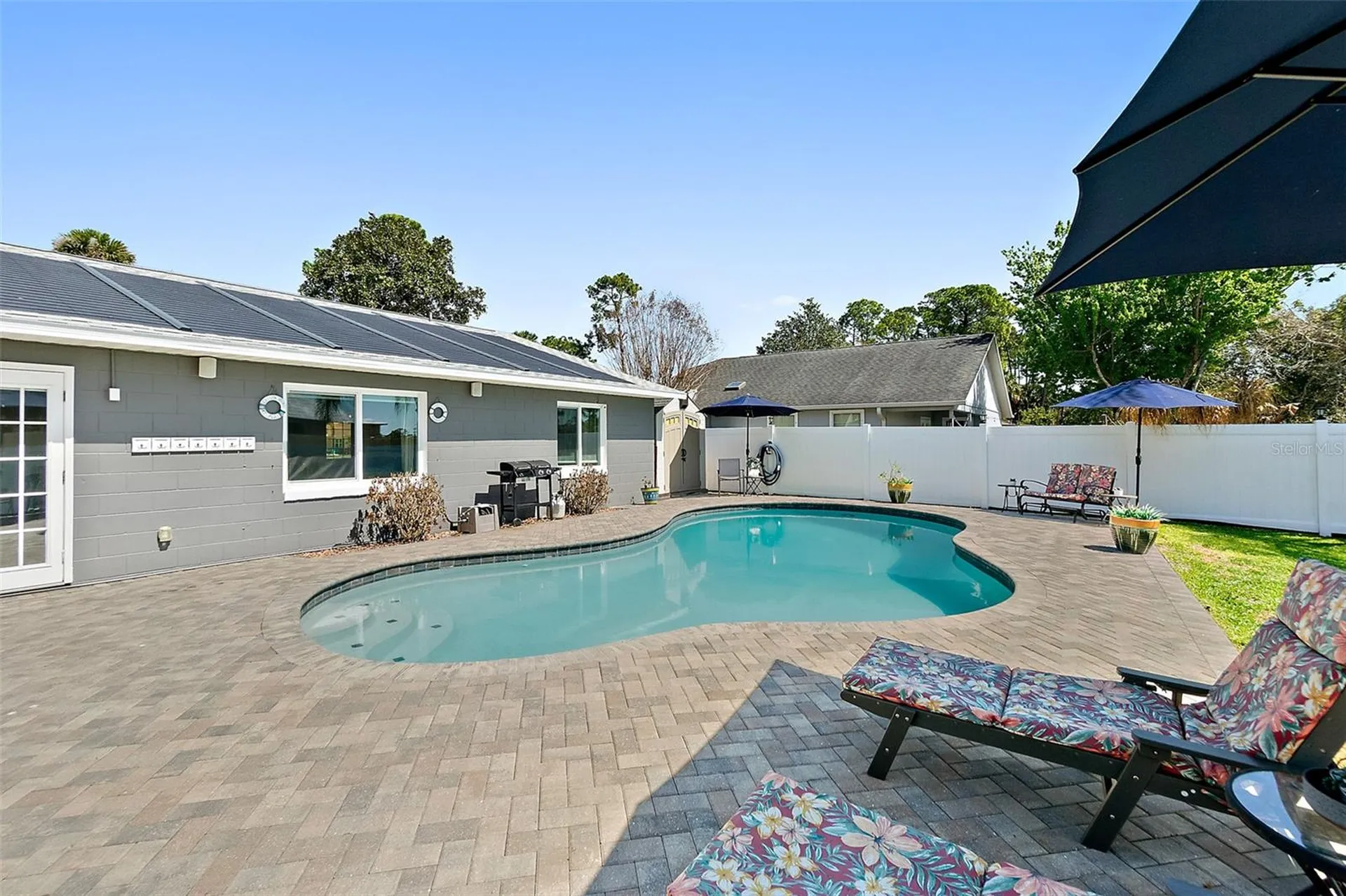 589 Clairmont Lane South Daytona FL 32119