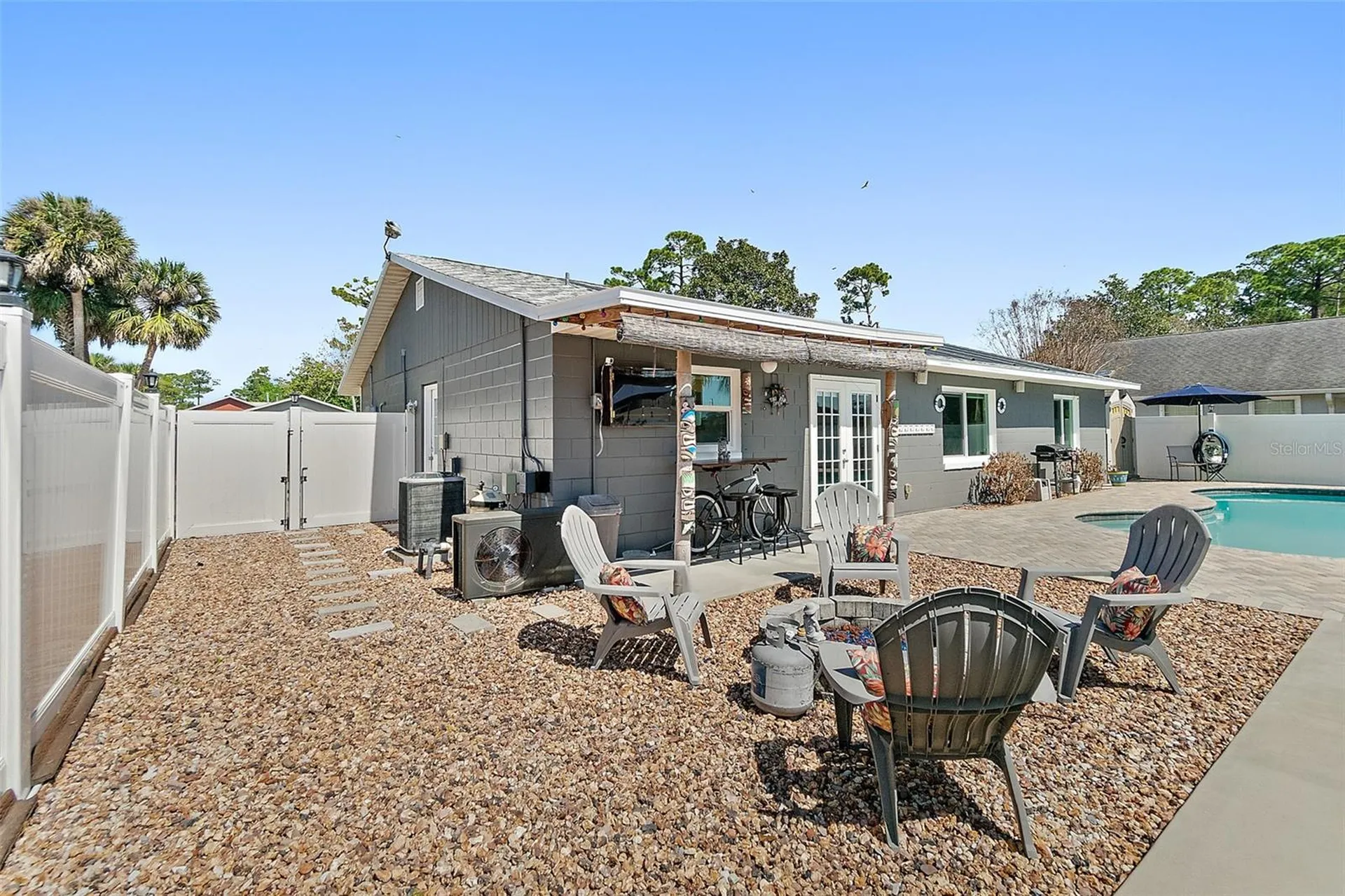 589 Clairmont Lane South Daytona FL 32119