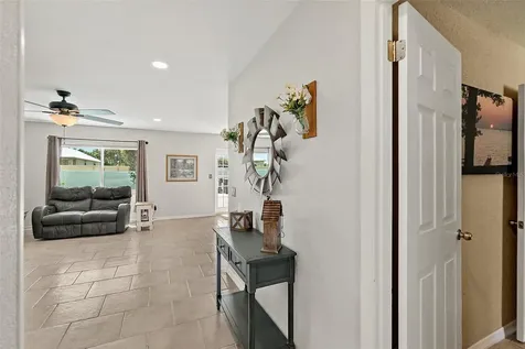 589 Clairmont Lane South Daytona FL 32119