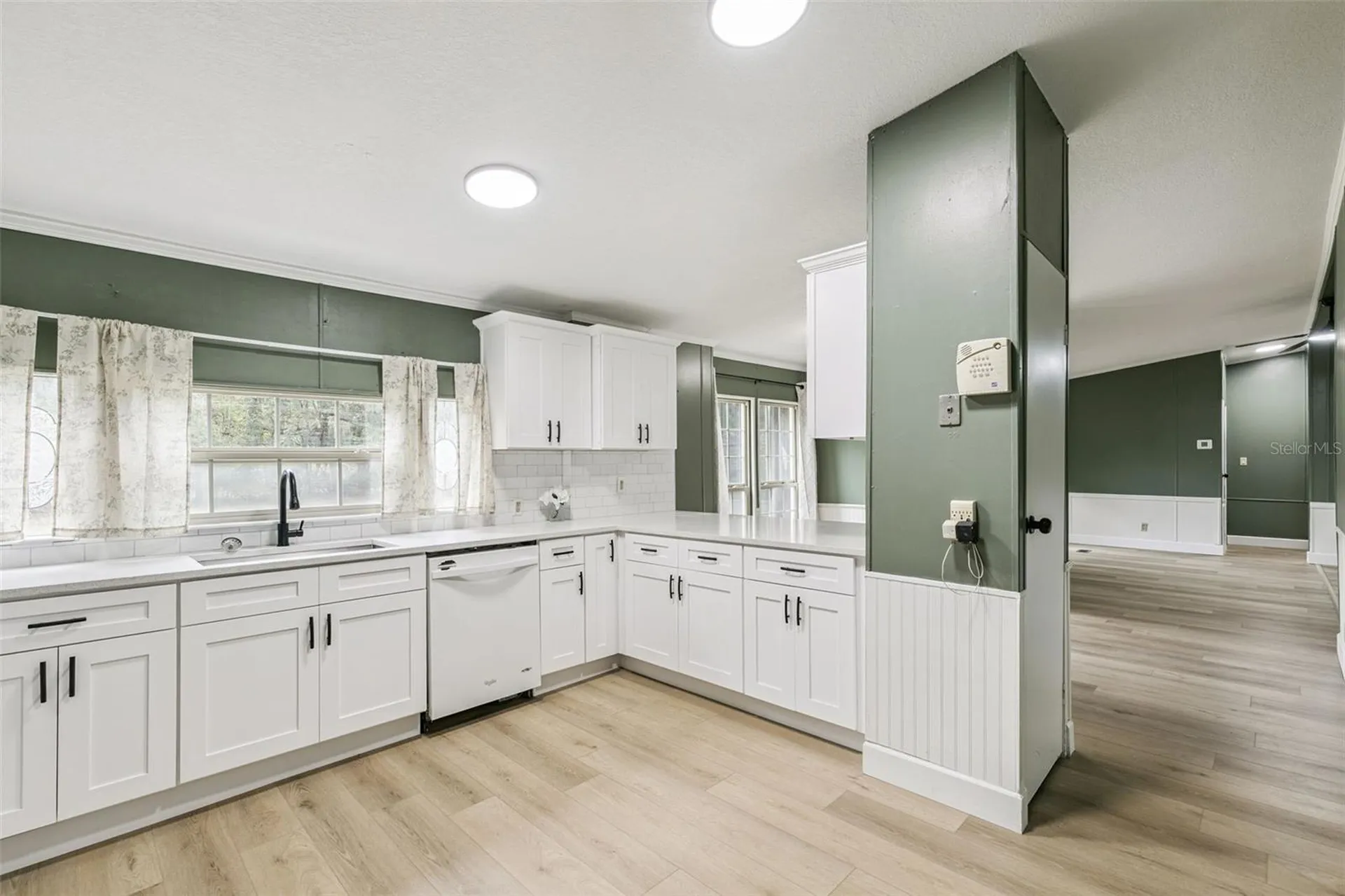 2832 4th Street Orlando FL 32820