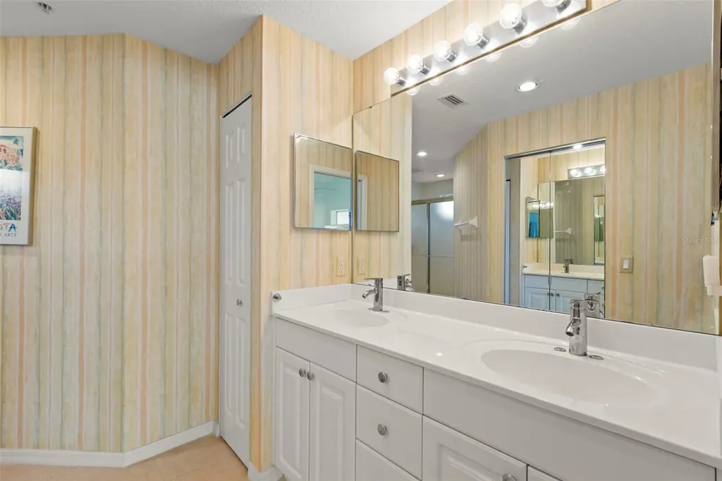6758 Fairview Terrace Bradenton FL 34203