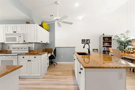 6758 Fairview Terrace Bradenton FL 34203