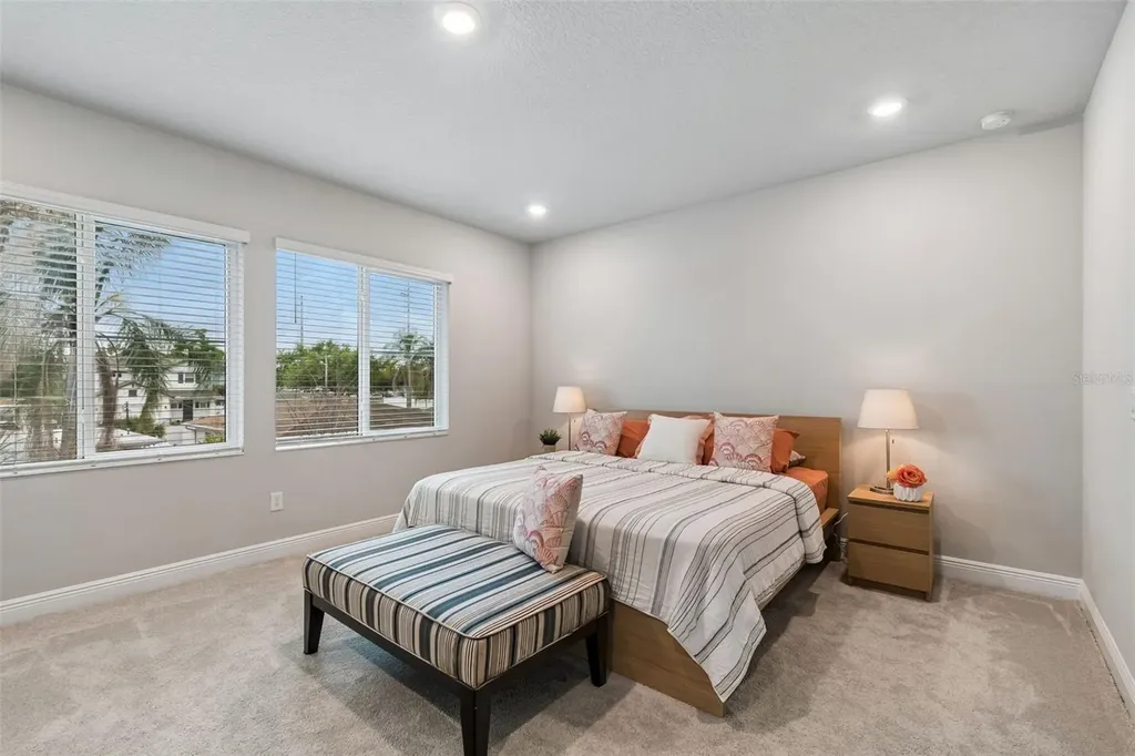 3920 W Lemon Street Tampa FL 33609