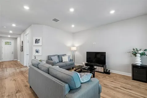 3920 W Lemon Street Tampa FL 33609