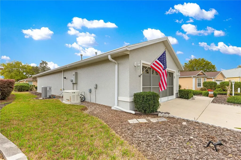 8061 SW 81st Loop Ocala FL 34476