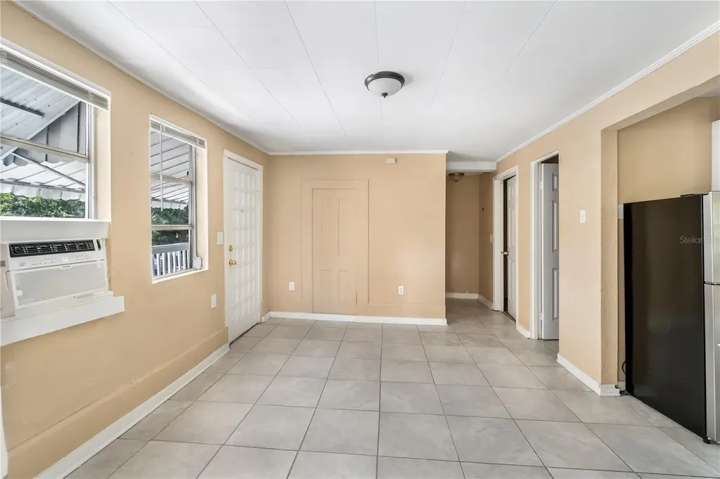 418 E Amelia Avenue Tampa FL 33602