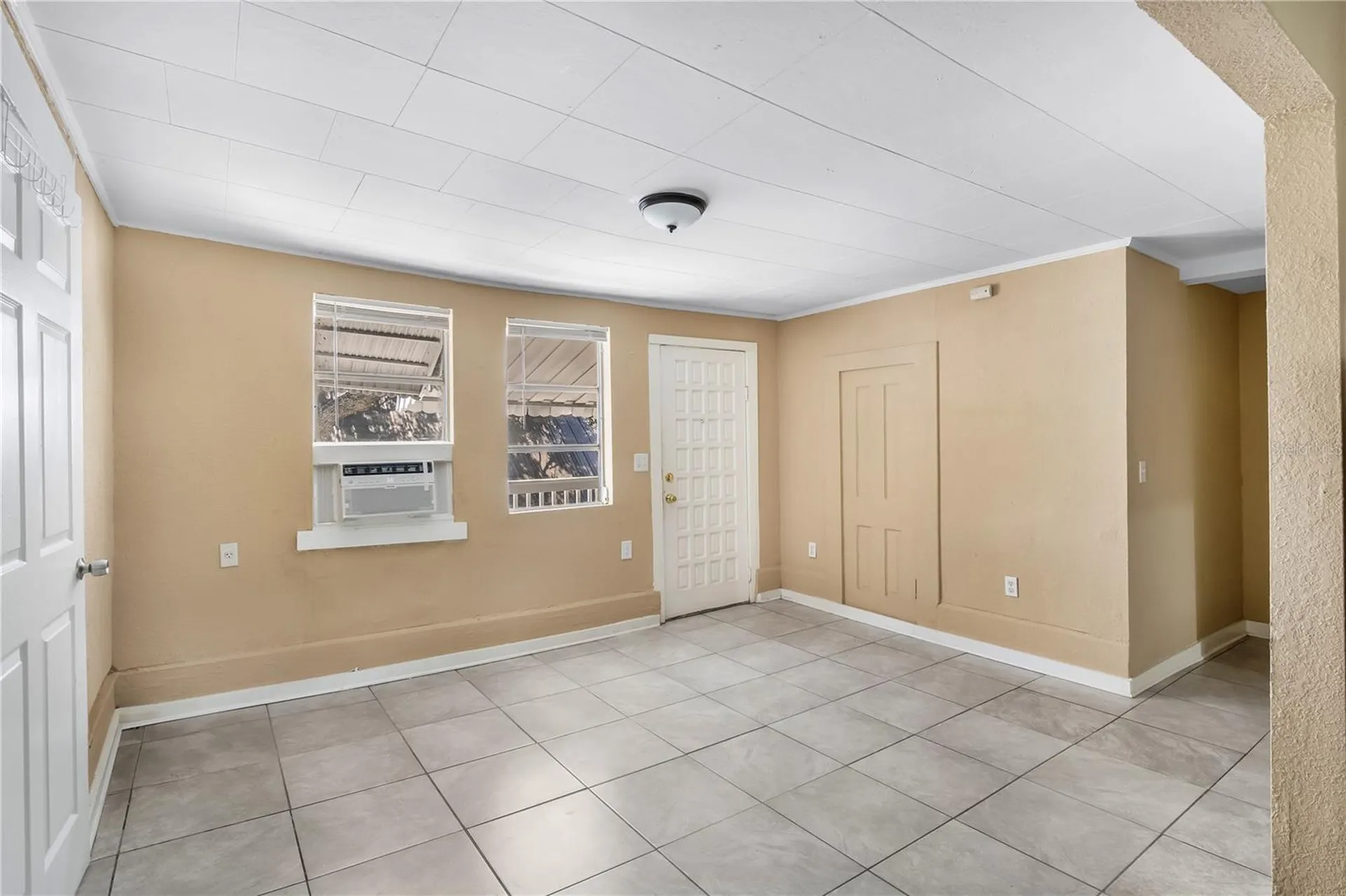 418 E Amelia Avenue Tampa FL 33602