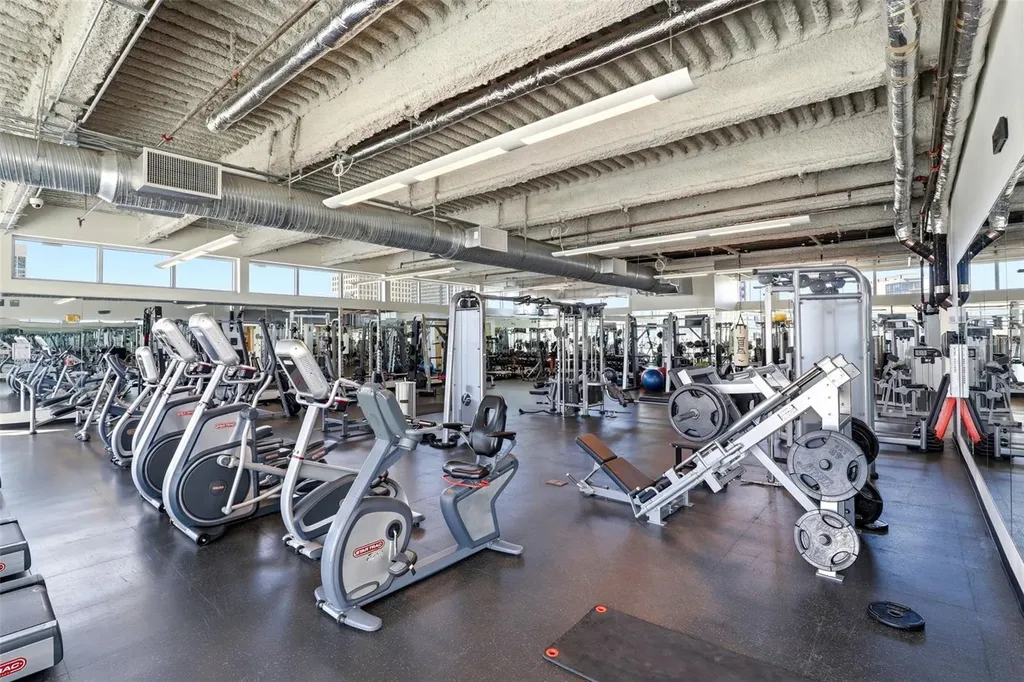 150 E Robinson Street Orlando FL 32801