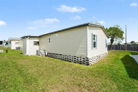 7123 Siesta Street Zephyrhills FL 33541