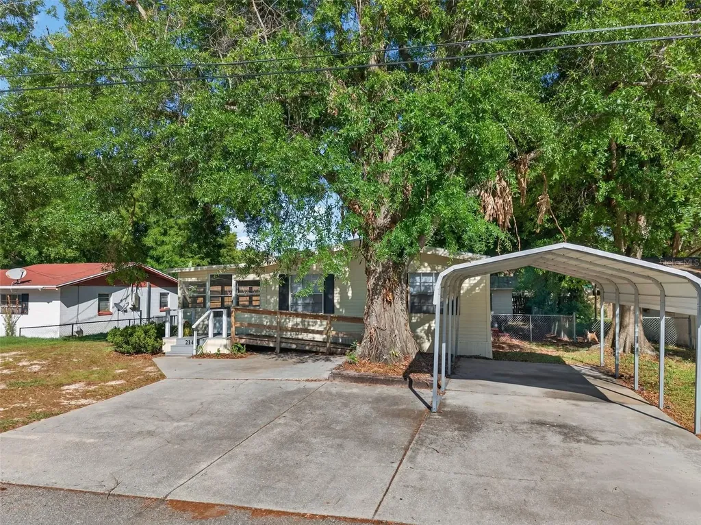 214 Canova Drive Auburndale FL 33823