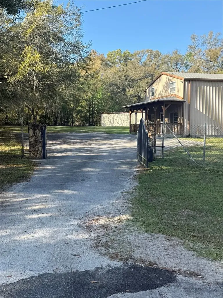 108 NW 10th Avenue Williston FL 32696