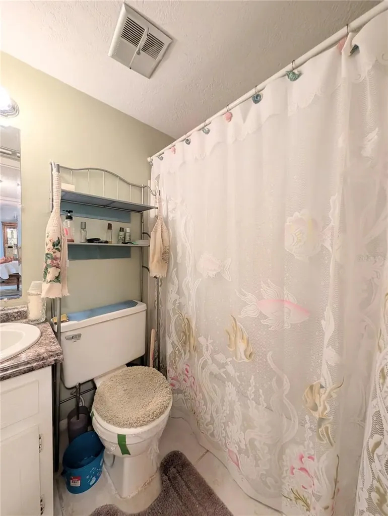 3624 Lake Bayshore Drive Bradenton FL 34205