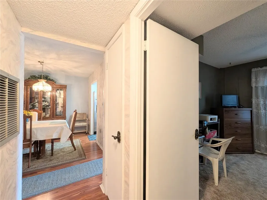 3624 Lake Bayshore Drive Bradenton FL 34205