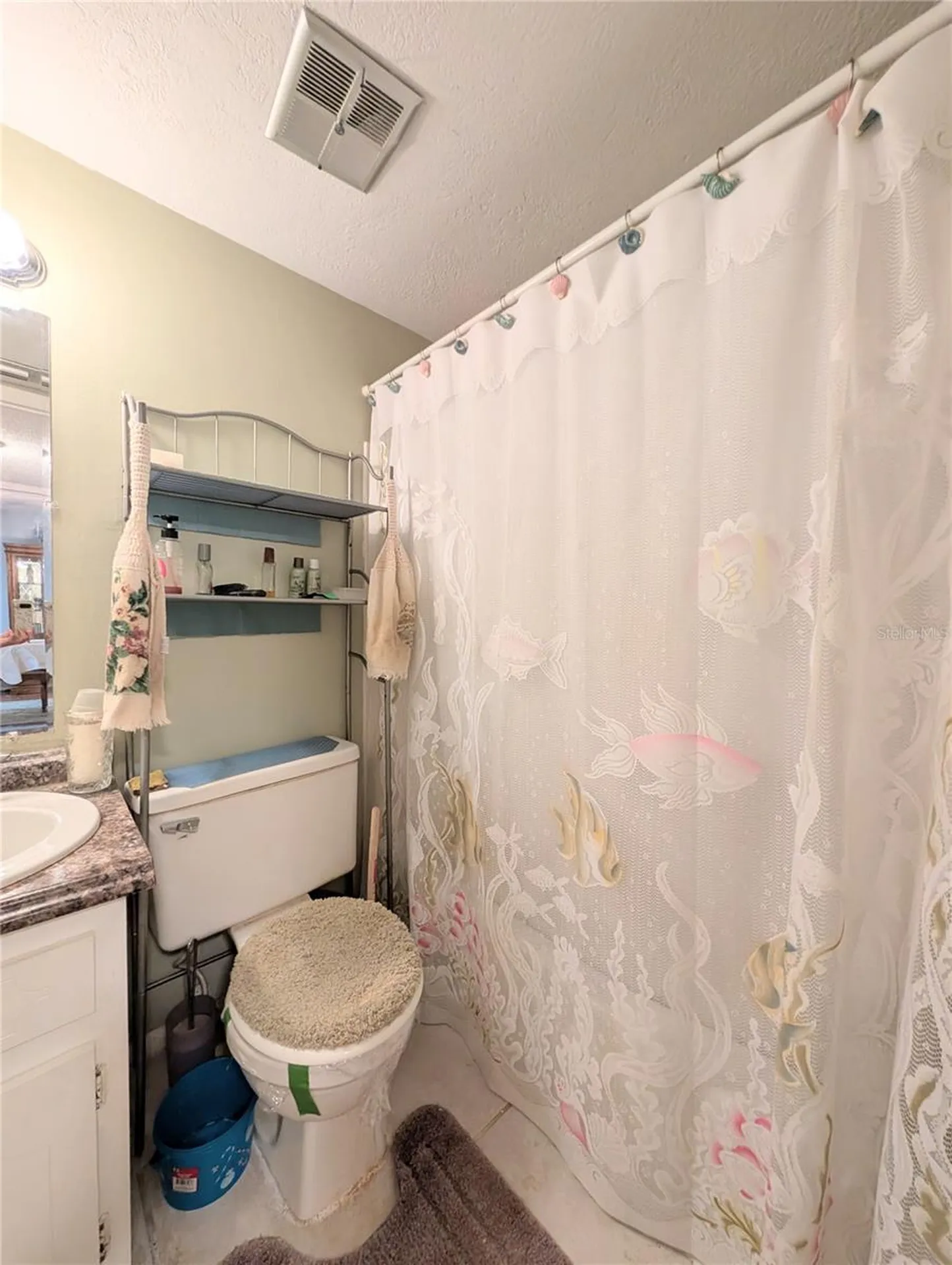 3624 Lake Bayshore Drive Bradenton FL 34205