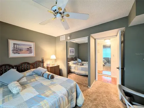 3624 Lake Bayshore Drive Bradenton FL 34205