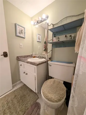 3624 Lake Bayshore Drive Bradenton FL 34205