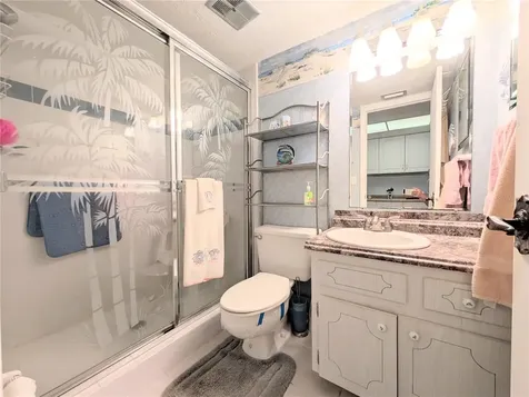 3624 Lake Bayshore Drive Bradenton FL 34205