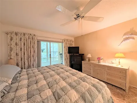 3624 Lake Bayshore Drive Bradenton FL 34205