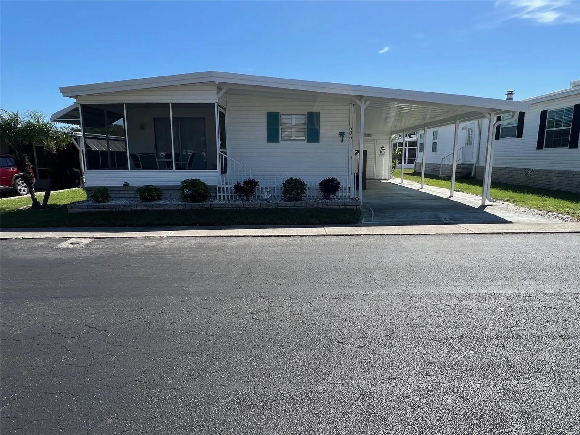 605 Queen Palm Street Largo FL 33778
