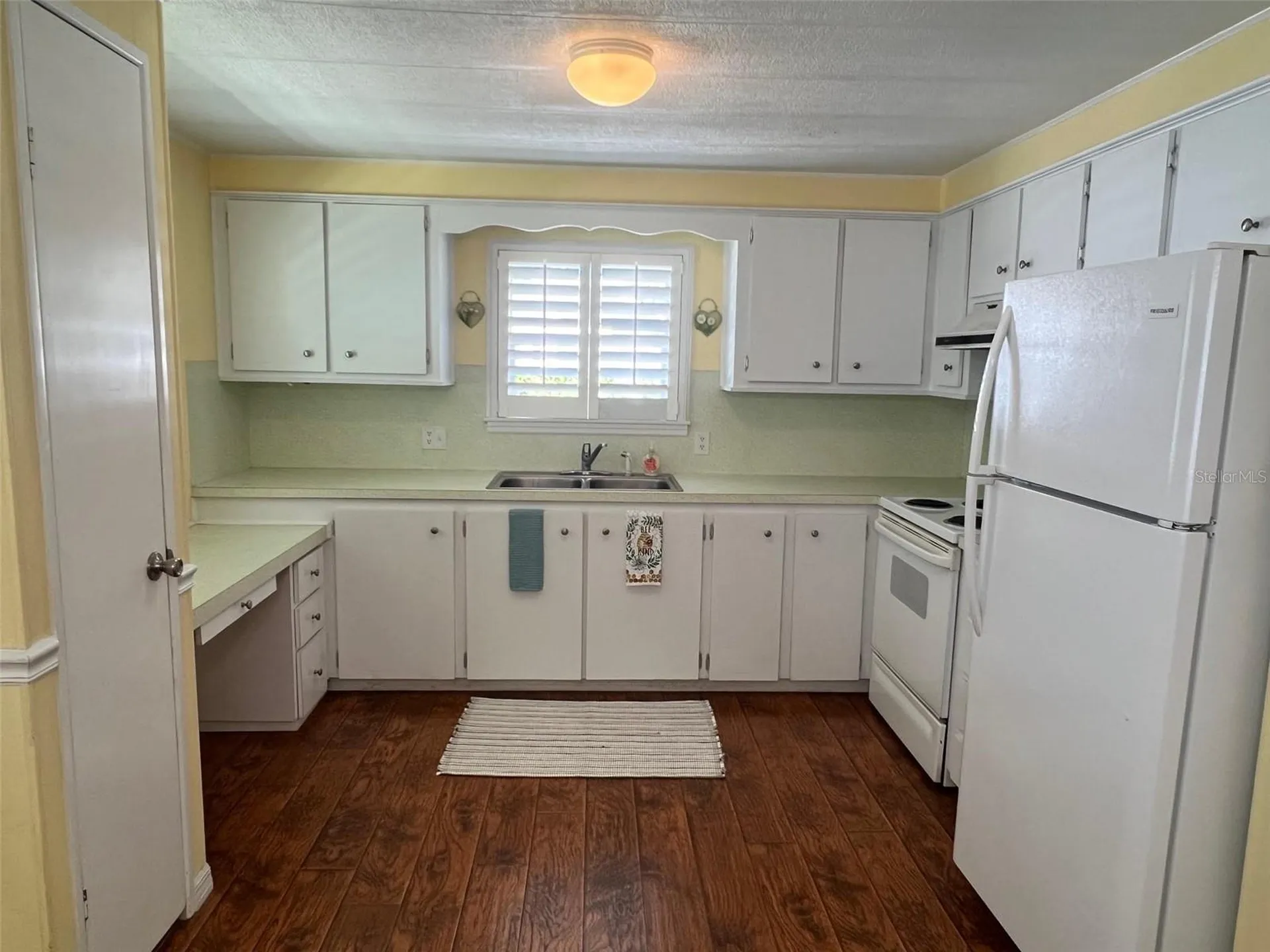 605 Queen Palm Street Largo FL 33778