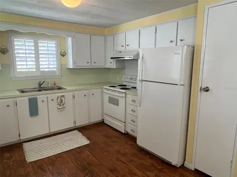 605 Queen Palm Street Largo FL 33778