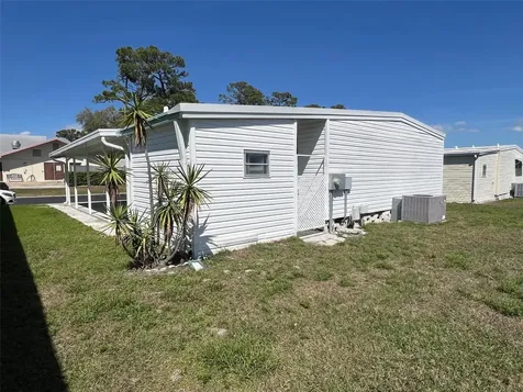605 Queen Palm Street Largo FL 33778