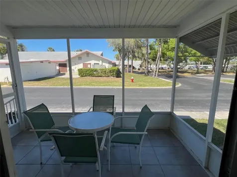605 Queen Palm Street Largo FL 33778