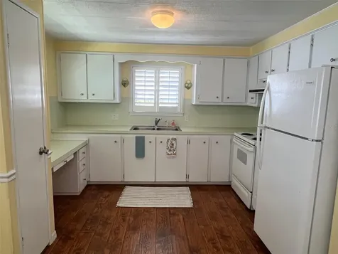 605 Queen Palm Street Largo FL 33778