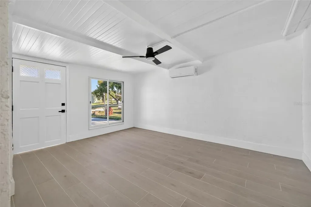 12734 2nd Isle Hudson FL 34667