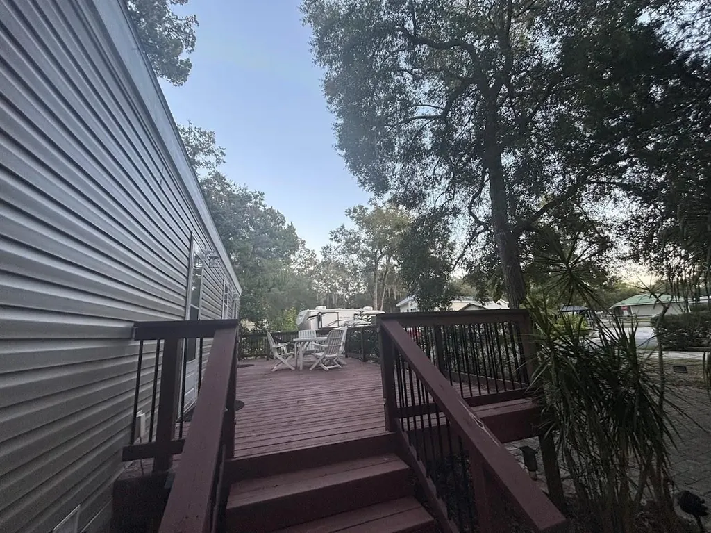 25203 NE 141st Lane Salt Springs FL 32134