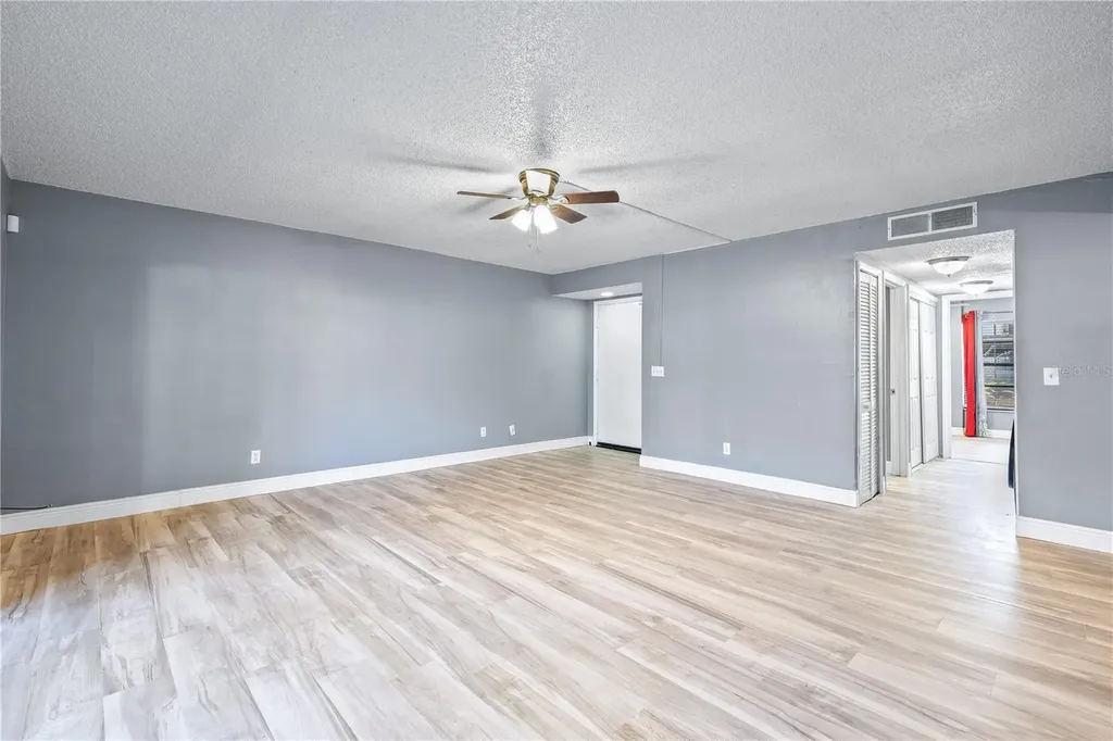 5169 Puritan Circle Tampa FL 33617