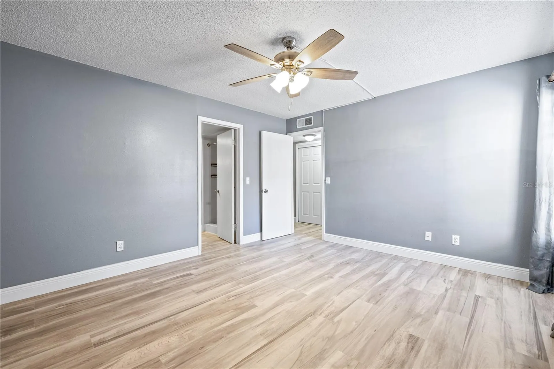 5169 Puritan Circle Tampa FL 33617