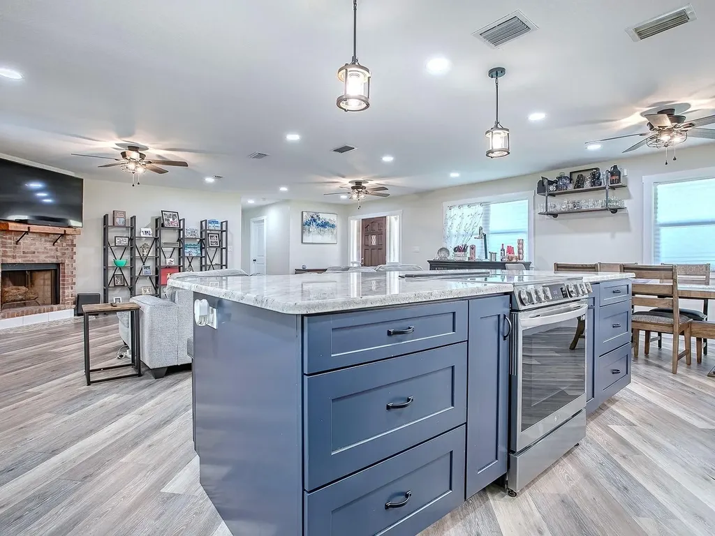 111 Cardinal Lane Eustis FL 32726