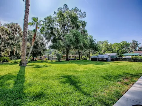 111 Cardinal Lane Eustis FL 32726