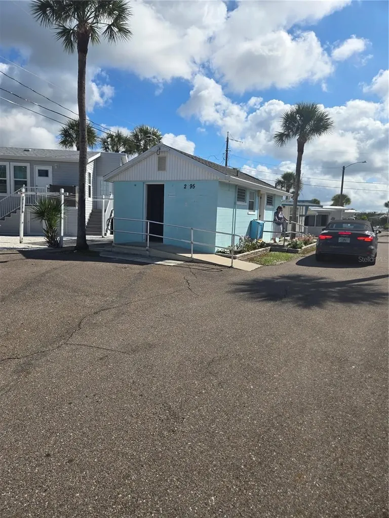 106 Aura Street Englewood FL 34223