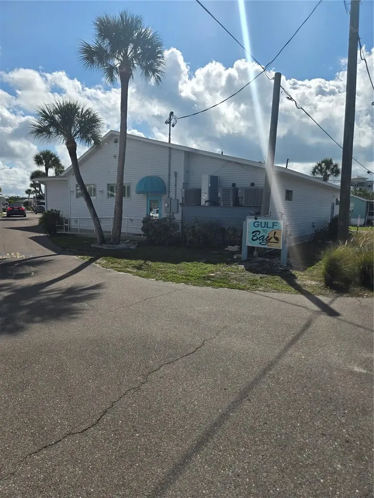 106 Aura Street Englewood FL 34223