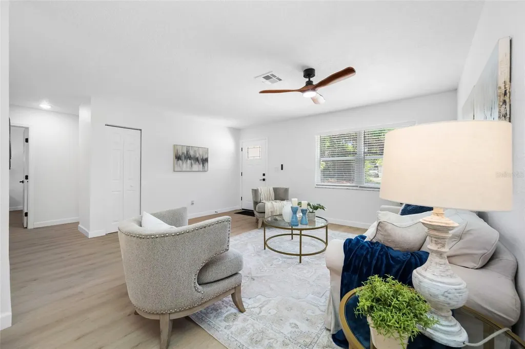 1549 Huntington Lane Clearwater FL 33755