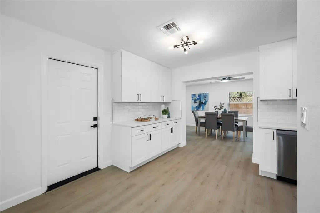 1549 Huntington Lane Clearwater FL 33755