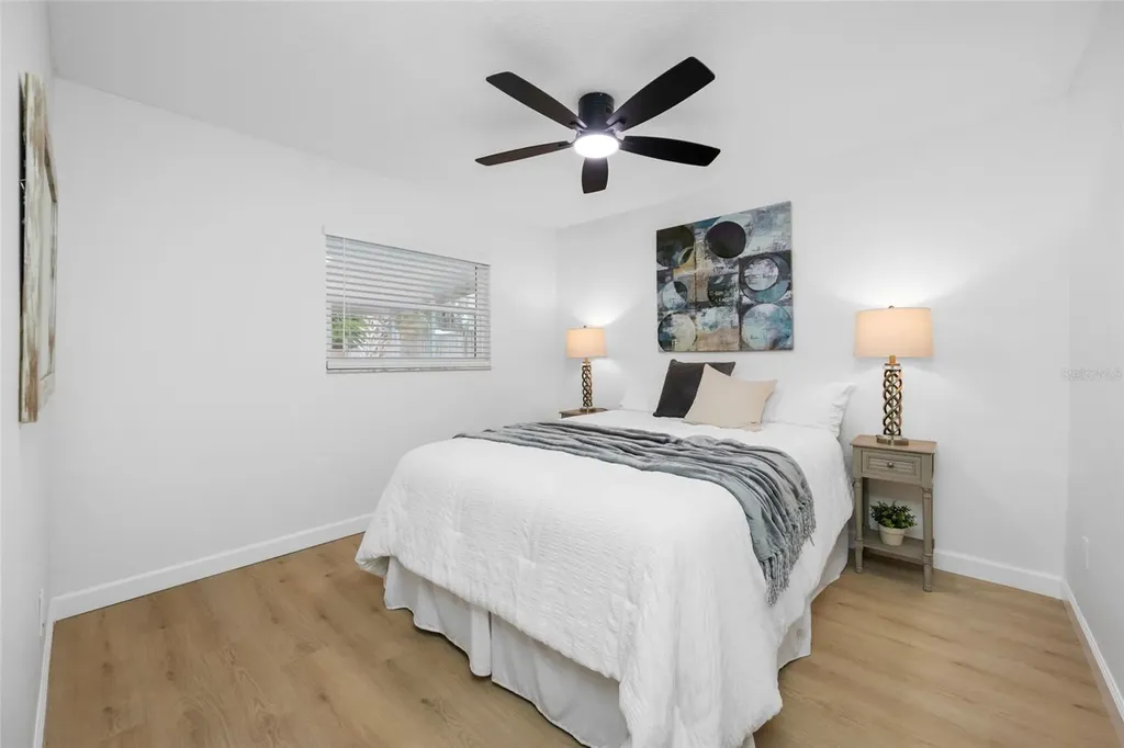 1549 Huntington Lane Clearwater FL 33755