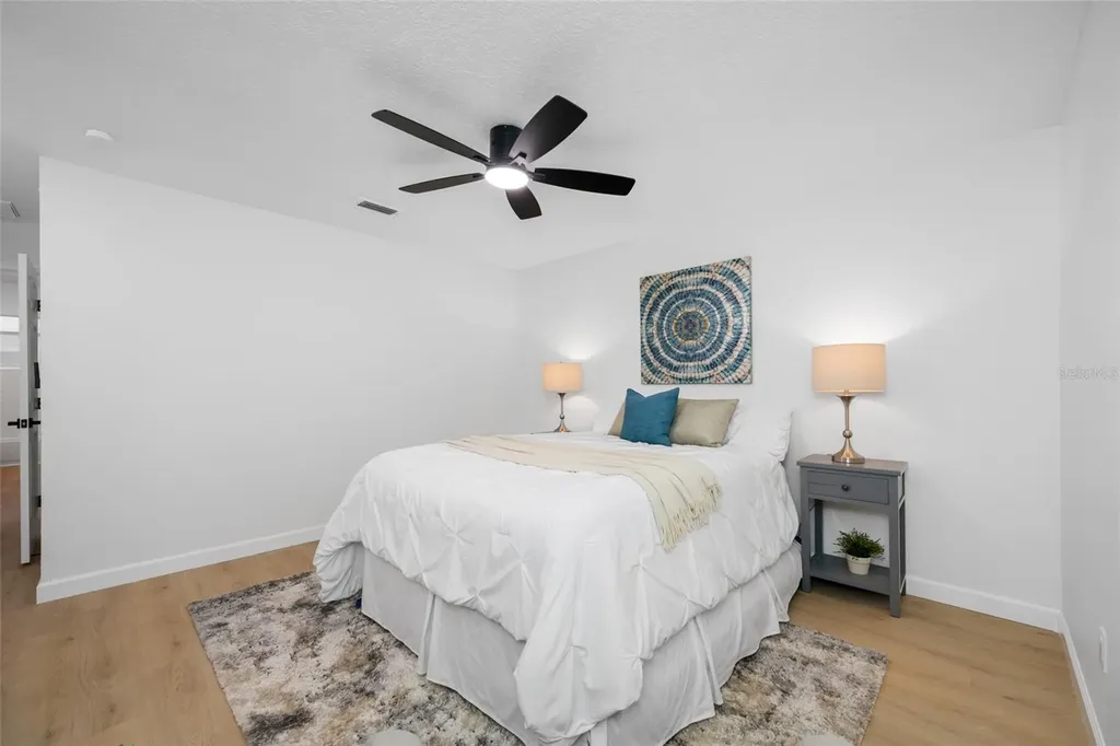 1549 Huntington Lane Clearwater FL 33755