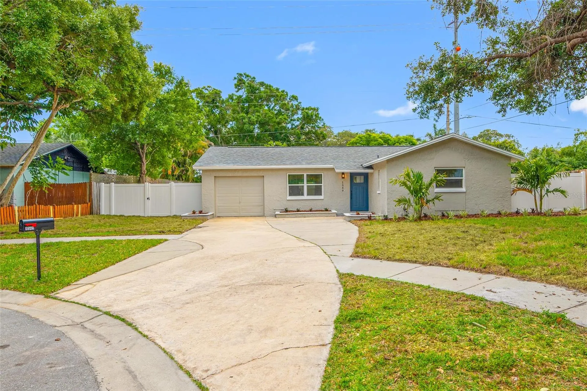 1549 Huntington Lane Clearwater FL 33755