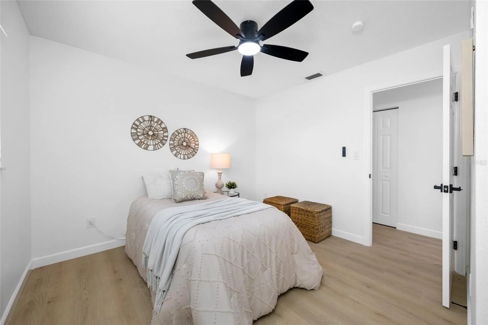 1549 Huntington Lane Clearwater FL 33755