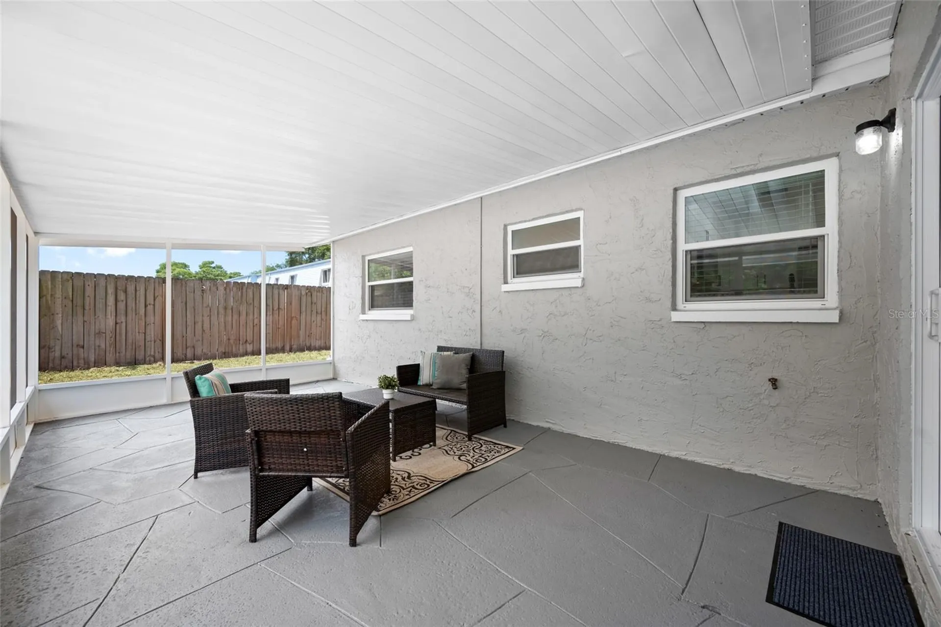 1549 Huntington Lane Clearwater FL 33755