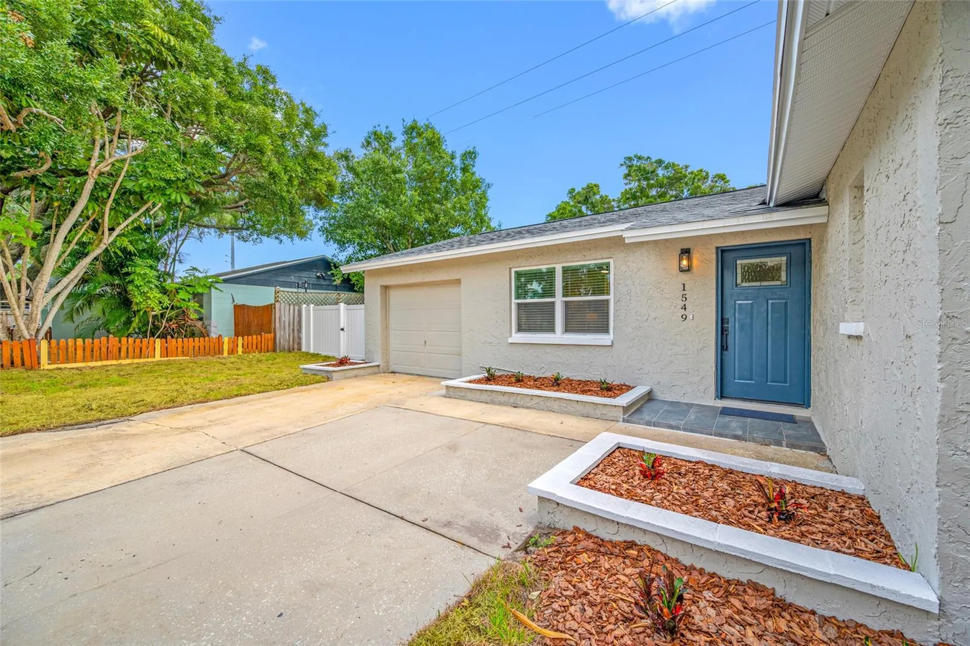 1549 Huntington Lane Clearwater FL 33755