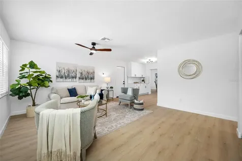 1549 Huntington Lane Clearwater FL 33755