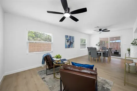 1549 Huntington Lane Clearwater FL 33755