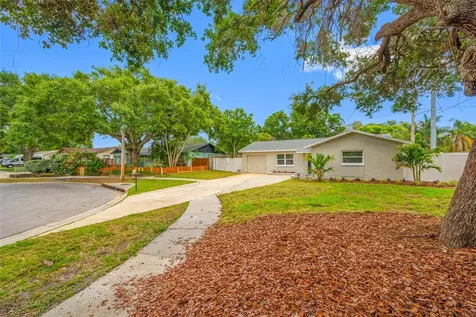 1549 Huntington Lane Clearwater FL 33755